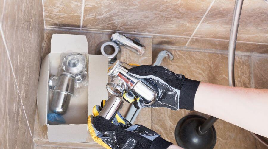 Professional gutter cleaning in Newport, VA